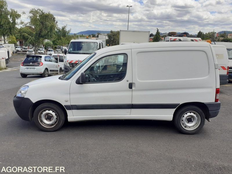 PEUGEOT PARTNER ESSENCE 75CV - Small van: picture 2 PEUGEOT PARTNER ESSENCE 75CV - Small van: picture 2