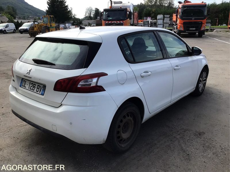 Peugeot 308 - 2014 - 133878kms - (P0403313) - Car: picture 2 Peugeot 308 - 2014 - 133878kms - (P0403313) - Car: picture 2
