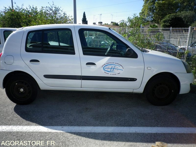 RENAULT CLIO CAMPUS ESSENCE 1.2 16V - Car: picture 3 RENAULT CLIO CAMPUS ESSENCE 1.2 16V - Car: picture 3