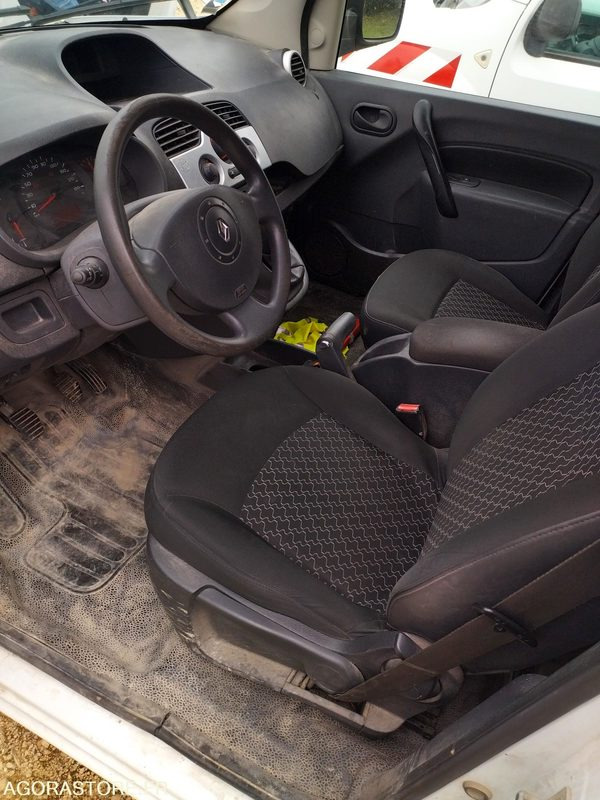RENAULT KANGOO - Small van: picture 5 RENAULT KANGOO - Small van: picture 5