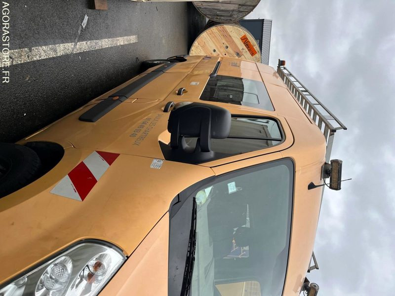 RENAULT MASTER 7 PLACES AVEC GALERIE - 2016 / 22754KM (N° 244) - Panel van: picture 4 RENAULT MASTER 7 PLACES AVEC GALERIE - 2016 / 22754KM (N° 244) - Panel van: picture 4