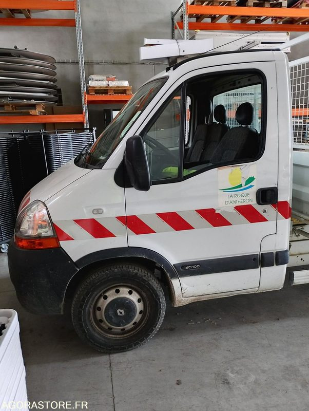 RENAULT MASTER BENNE - Tipper van: picture 3 RENAULT MASTER BENNE - Tipper van: picture 3