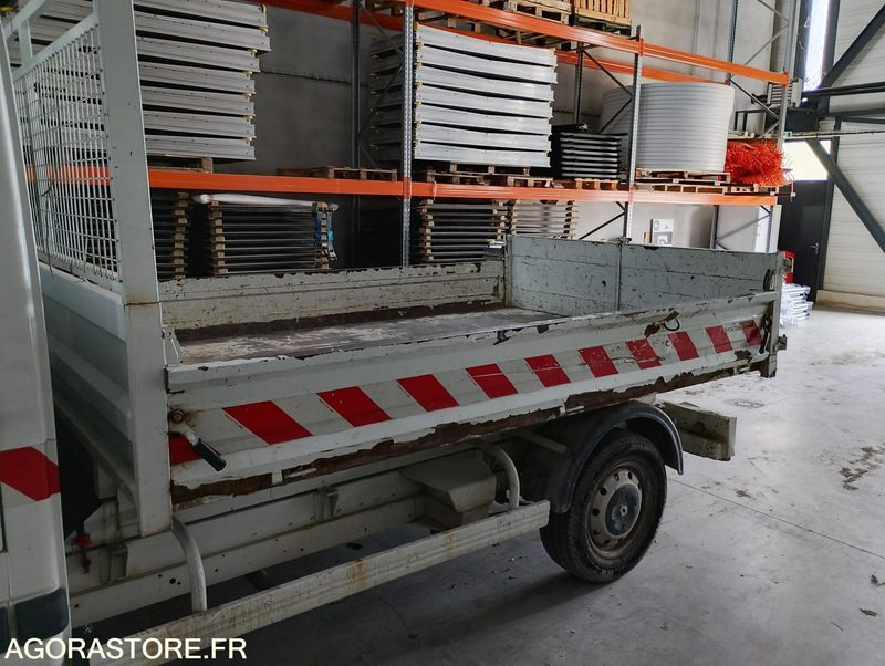RENAULT MASTER BENNE - Tipper van: picture 4 RENAULT MASTER BENNE - Tipper van: picture 4