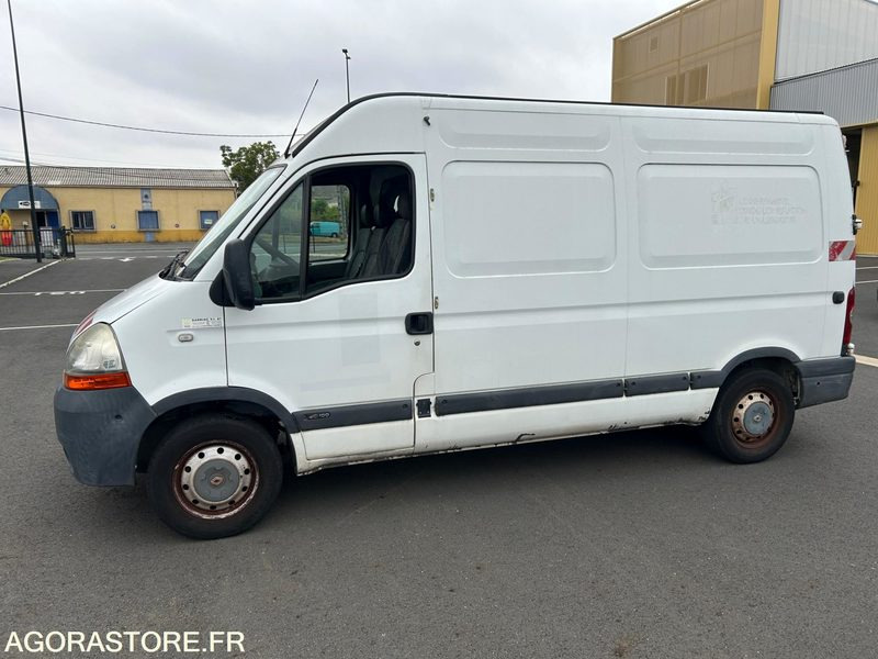 RENAULT MASTER HAYON - Panel van: picture 1 RENAULT MASTER HAYON - Panel van: picture 1