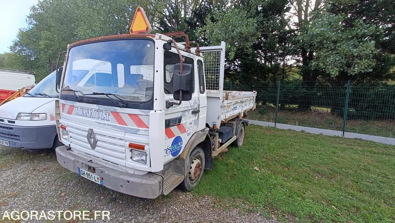 RENAULT S120 BI BENNE FOREZ 205902 kms 1994 - Tipper van: picture 2 RENAULT S120 BI BENNE FOREZ 205902 kms 1994 - Tipper van: picture 2