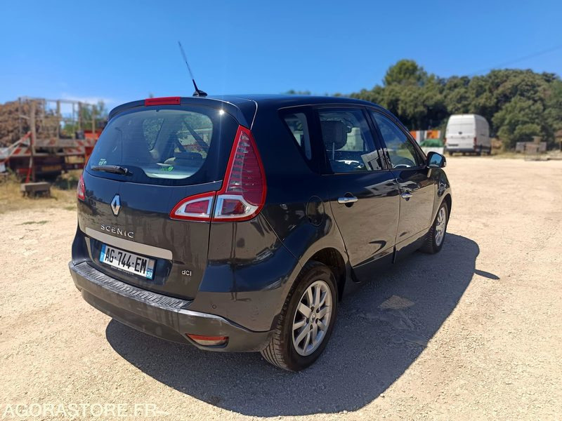 RENAULT SCENIC III 1.5 DCI 110CV - 2009 - 155000KMS - Car: picture 5 RENAULT SCENIC III 1.5 DCI 110CV - 2009 - 155000KMS - Car: picture 5