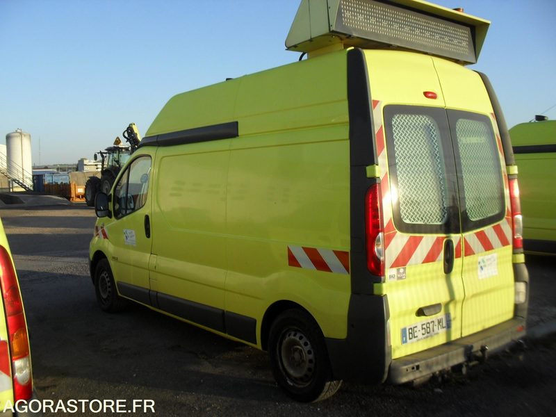 RENAULT TRAFIC - Panel van: picture 4 RENAULT TRAFIC - Panel van: picture 4
