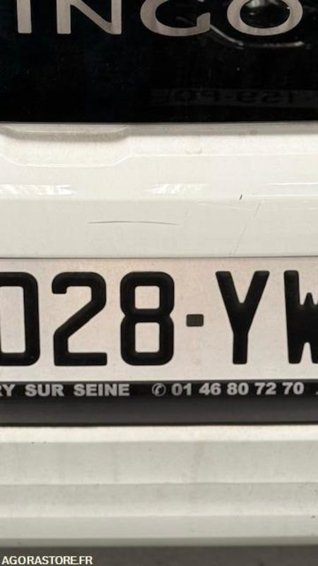 RENAULT TWINGO Essence - 54500km - 2018 - Car: picture 4 RENAULT TWINGO Essence - 54500km - 2018 - Car: picture 4