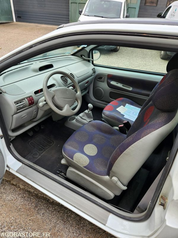 RENAULT TWINGO - Car: picture 5 RENAULT TWINGO - Car: picture 5