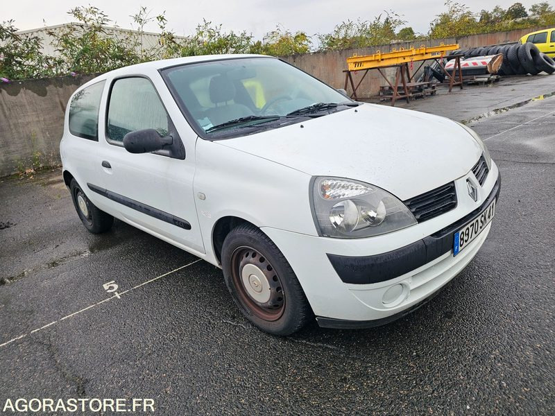 Renault Clio - 2005 - 94635KM - 8970SK41 - Car: picture 2 Renault Clio - 2005 - 94635KM - 8970SK41 - Car: picture 2