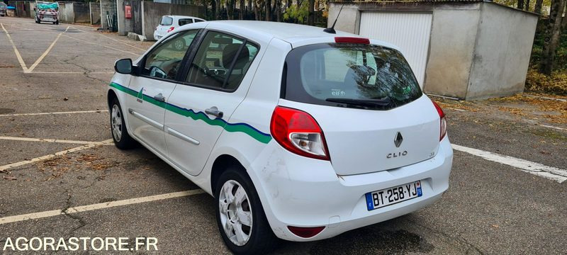 Renault Clio 3 1.5DCI - Car: picture 4 Renault Clio 3 1.5DCI - Car: picture 4