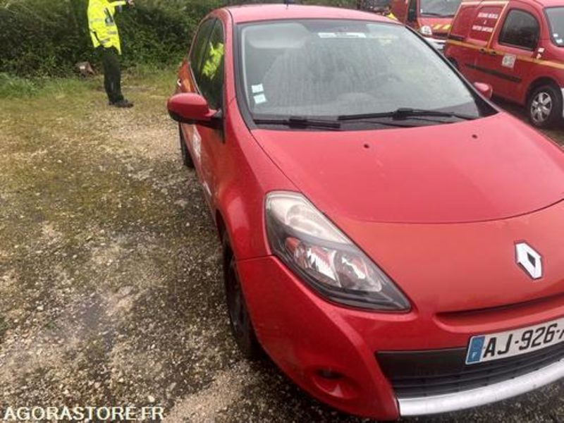 Renault Clio - AJ926XT - Small van: picture 5 Renault Clio - AJ926XT - Small van: picture 5
