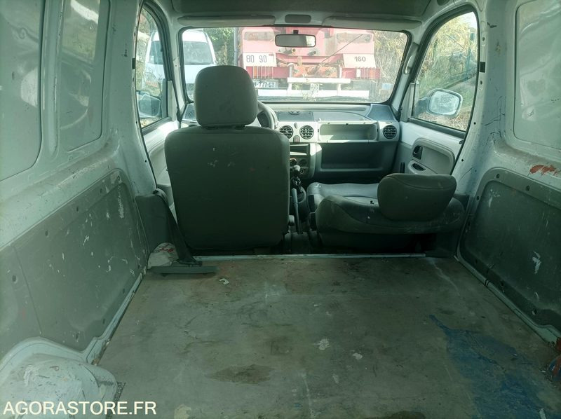 Renault Kangoo 06-2002 3990ZW34 - Small van: picture 5 Renault Kangoo 06-2002 3990ZW34 - Small van: picture 5