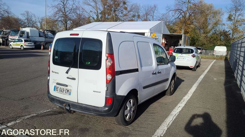 Renault Kangoo - 2011 - 125072kms - BE049EM - Small van: picture 2 Renault Kangoo - 2011 - 125072kms - BE049EM - Small van: picture 2