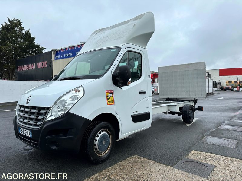 Renault Master III 2.3 DCI Plateau avec Hayon - Cab chassis truck: picture 2 Renault Master III 2.3 DCI Plateau avec Hayon - Cab chassis truck: picture 2