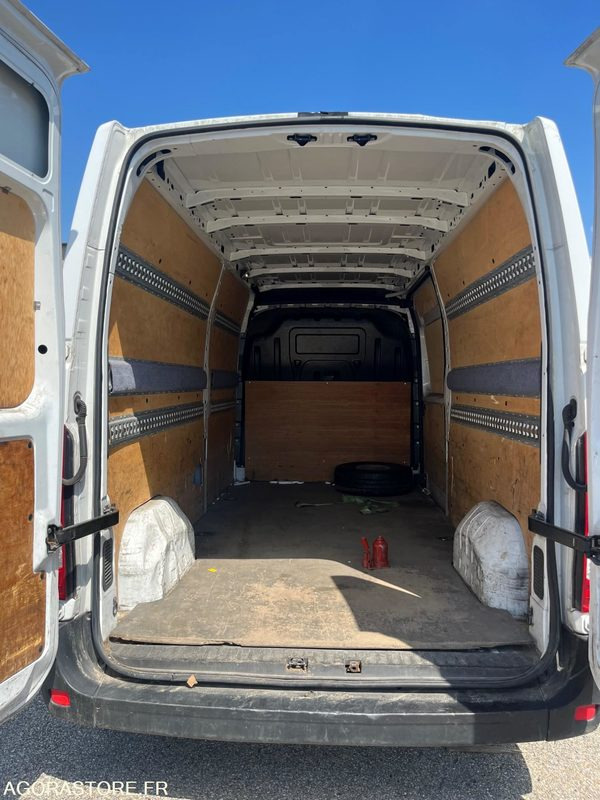 Renault Master III FG F3500 L3H2 - 2019 - 196 000km - Panel van: picture 5 Renault Master III FG F3500 L3H2 - 2019 - 196 000km - Panel van: picture 5
