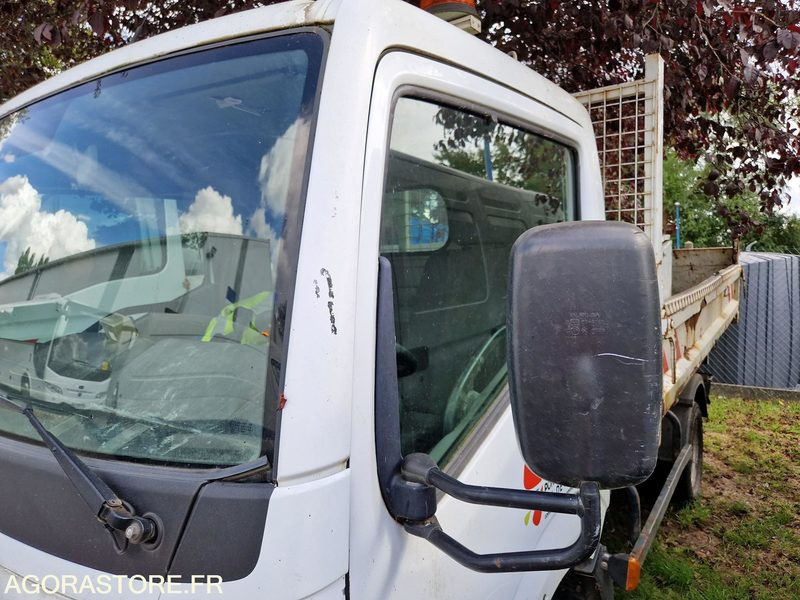Renault Maxity - 2008 - 186709 -EL304DR - Tipper van: picture 4 Renault Maxity - 2008 - 186709 -EL304DR - Tipper van: picture 4
