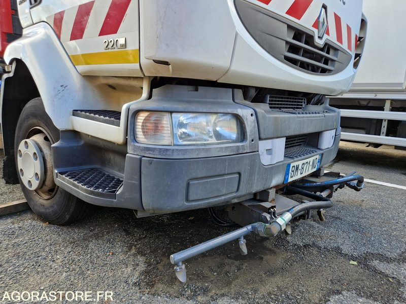 Renault Midlum -2011 - 85714 - BM871NQ - Road sweeper: picture 5 Renault Midlum -2011 - 85714 - BM871NQ - Road sweeper: picture 5