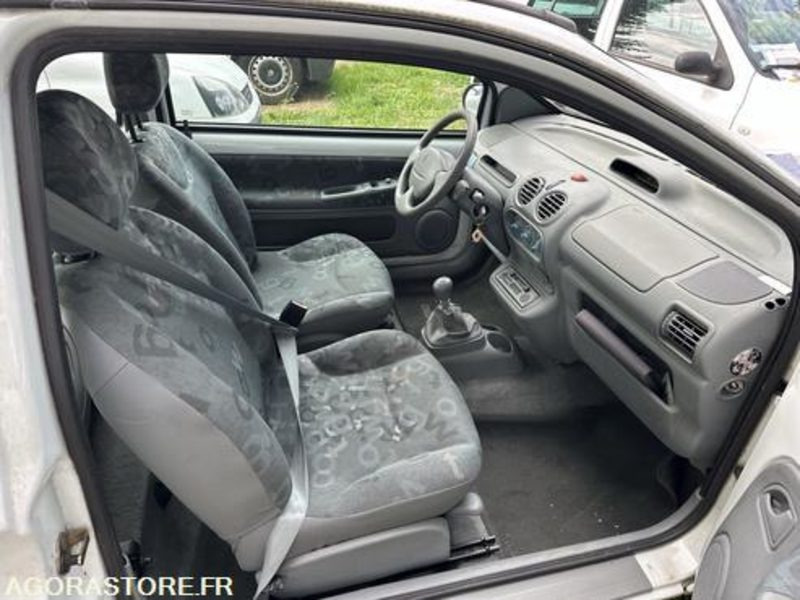 Renault Twingo - 731BHH57 - Car: picture 3 Renault Twingo - 731BHH57 - Car: picture 3