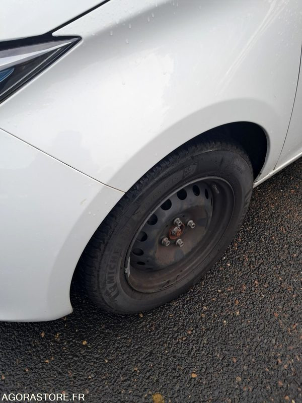 Renault ZOE EM-365-YT - Car: picture 4 Renault ZOE EM-365-YT - Car: picture 4