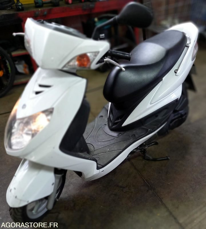 Scooter Thermique AC-348-RA avec CT - Motorcycle: picture 1 Scooter Thermique AC-348-RA avec CT - Motorcycle: picture 1