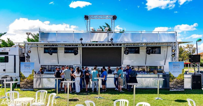 Semi Remorques Bar - DJ - Refrigerator semi-trailer: picture 1 Semi Remorques Bar - DJ - Refrigerator semi-trailer: picture 1