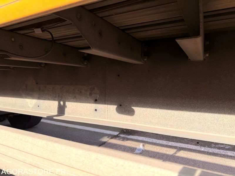 Semi Fourgon SAMRO RIDEAU FIT 2008 - Semi-trailer: picture 5 Semi Fourgon SAMRO RIDEAU FIT 2008 - Semi-trailer: picture 5