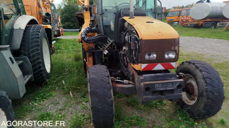 TRACTEUR RENAULT ERGOS - 12150H - Farm tractor: picture 4 TRACTEUR RENAULT ERGOS - 12150H - Farm tractor: picture 4