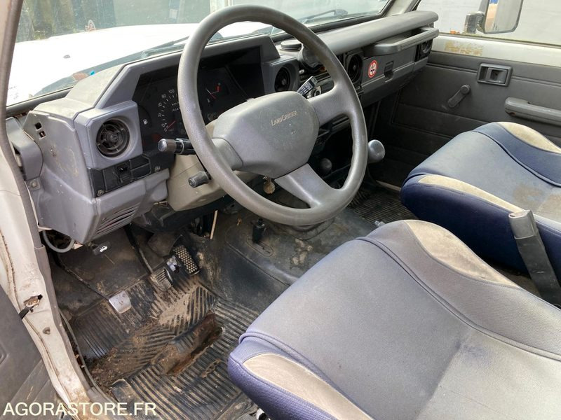 Toyota 4X4 HZJ 75 - SUV: picture 5 Toyota 4X4 HZJ 75 - SUV: picture 5