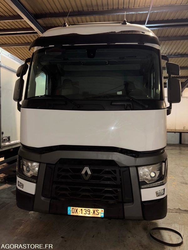 RENAUL T480 - 881000KM - 2015 - Tractor unit: picture 2 RENAUL T480 - 881000KM - 2015 - Tractor unit: picture 2