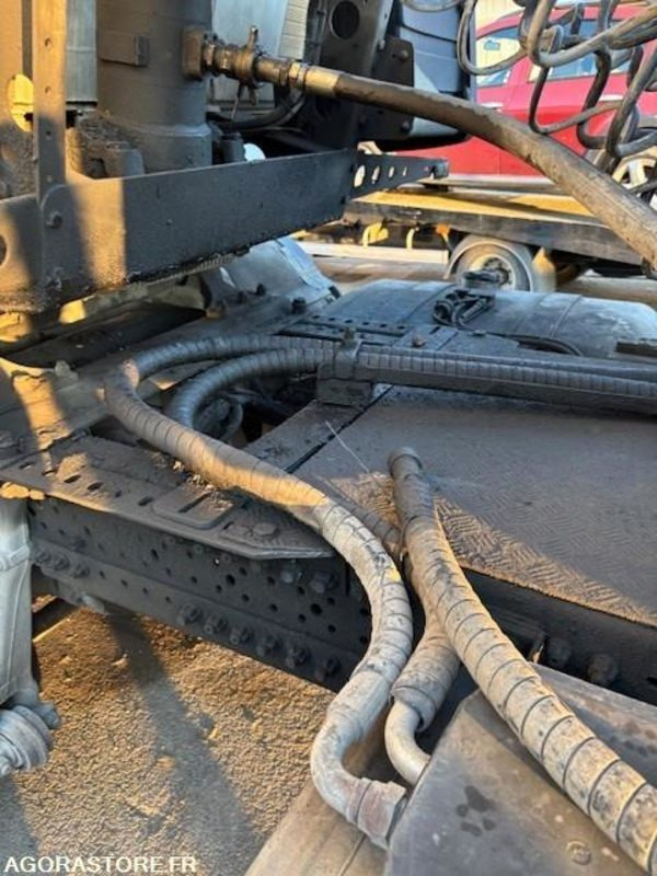 Tractor unit TRACTEUR 4X2 MERCEDES ACTROS 1845 2018 385 000 KM + BENNE ALUMINIUM SHMITZ 2016: picture 16