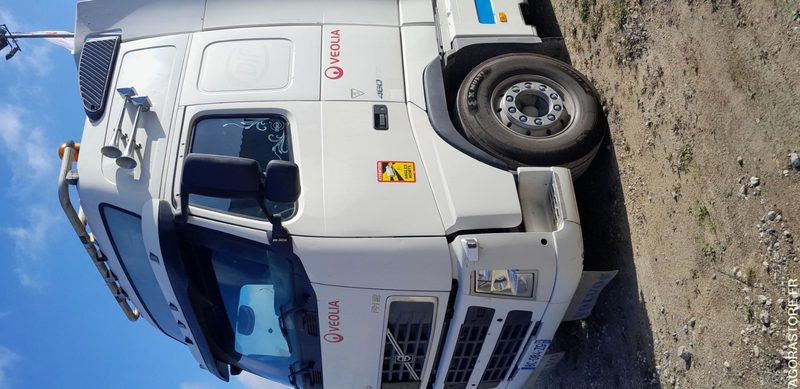 TRACTEUR ROUTIER VOLVO GO (8081-66ICAM571X) - Tractor unit: picture 3 TRACTEUR ROUTIER VOLVO GO (8081-66ICAM571X) - Tractor unit: picture 3