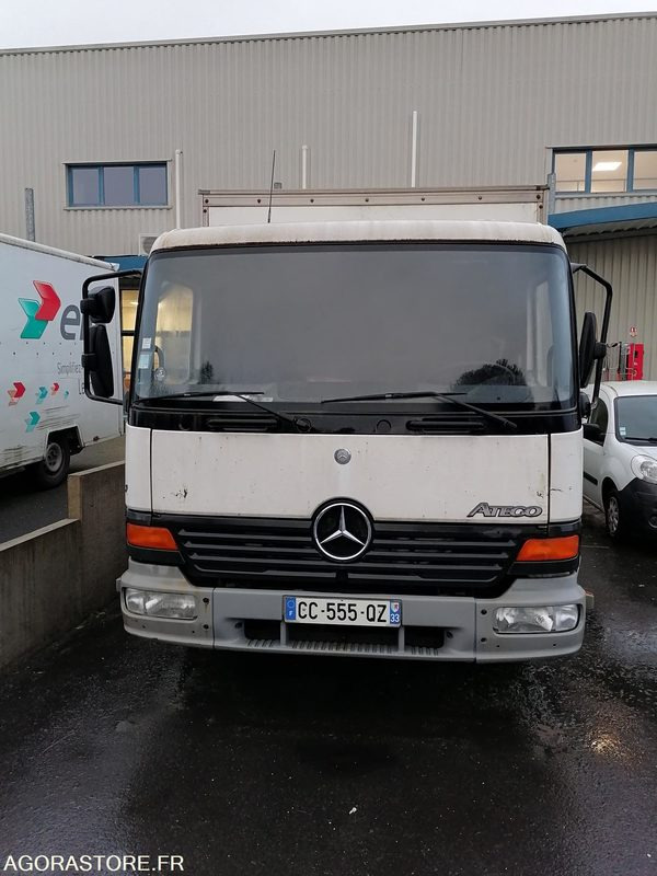 Porteur Mercedes Atego 10.18 - 2002 - 550000 Kms - Truck: picture 3 Porteur Mercedes Atego 10.18 - 2002 - 550000 Kms - Truck: picture 3