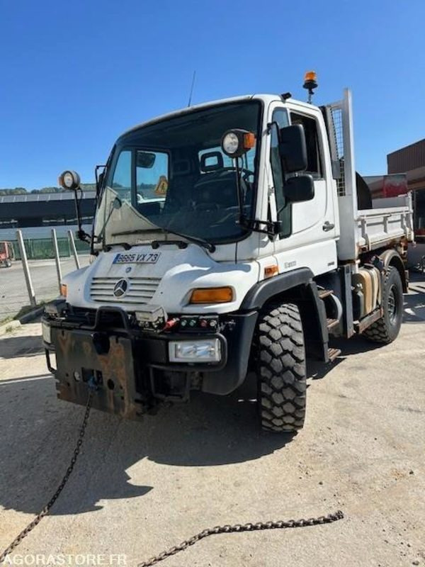 UNIMOG U300C VERSION COMMUNALE 2008 36900 KM - Truck: picture 4 UNIMOG U300C VERSION COMMUNALE 2008 36900 KM - Truck: picture 4
