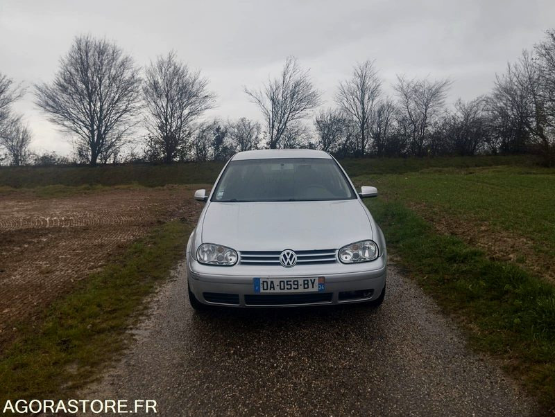 VOLKSWAGEN GOLF 1.9 TDI 130 CV - BOITE AUTOMATIQUE - Car: picture 2 VOLKSWAGEN GOLF 1.9 TDI 130 CV - BOITE AUTOMATIQUE - Car: picture 2