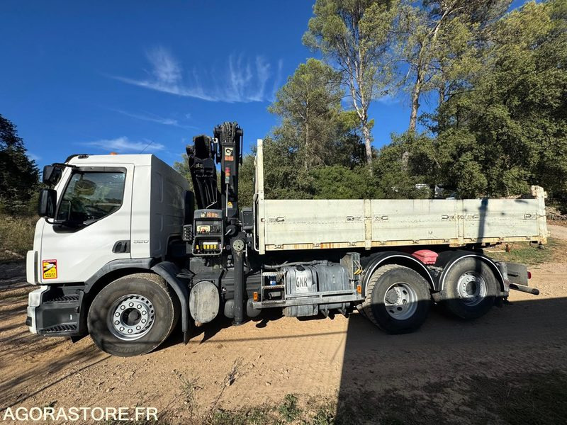 VOLVO 6x2 GRUE HIAB 244-E6 JIB 45X-3 - 2009 - 88 000km - Tipper: picture 3 VOLVO 6x2 GRUE HIAB 244-E6 JIB 45X-3 - 2009 - 88 000km - Tipper: picture 3
