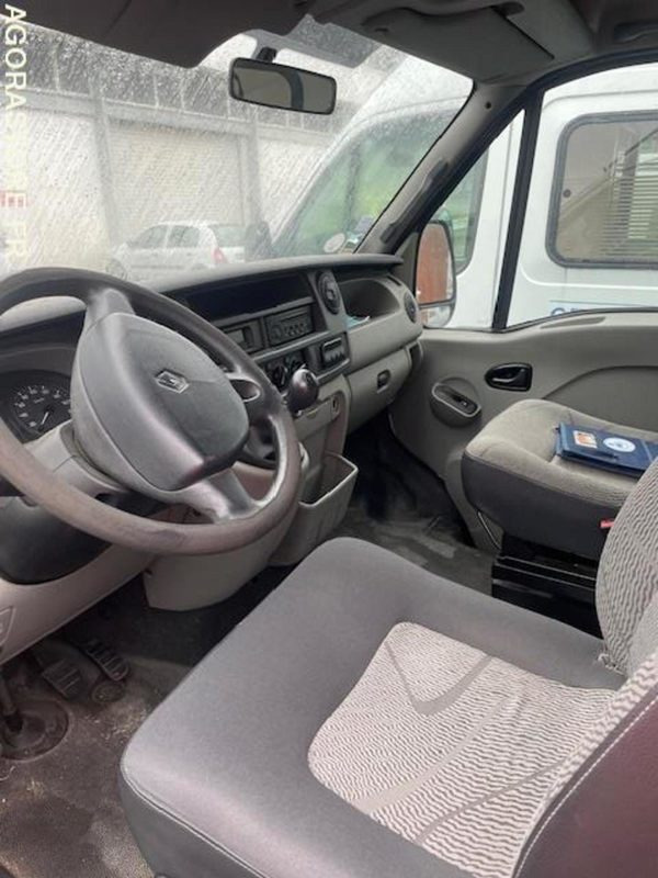 Utilitaire - Van: picture 3 Utilitaire - Van: picture 3