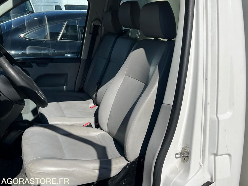 Refrigerated van Volkswagen TRANSPORTER 2.0 TDI 140CH FRIGO DBLE COMPARTIMENT - 2013 - 154 000km: picture 9