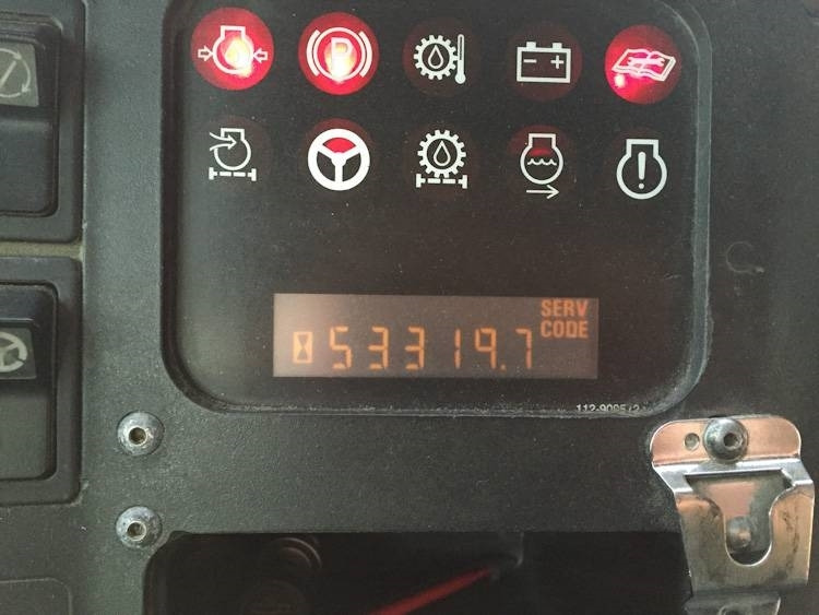 Rigid dumper/ Rock truck CAT 775 D: picture 14