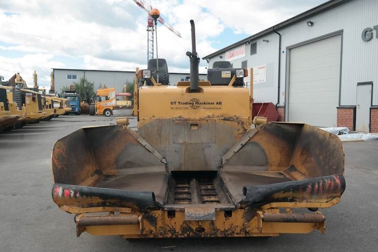 CAT AP 300 - Asphalt paver: picture 2 CAT AP 300 - Asphalt paver: picture 2