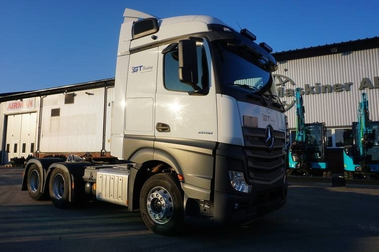 Tractor unit Mercedes-Benz Actros 2658 3 Units Package: picture 12