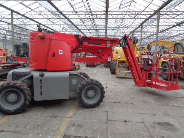 Haulotte HA120 - Articulated boom: picture 1 Haulotte HA120 - Articulated boom: picture 1