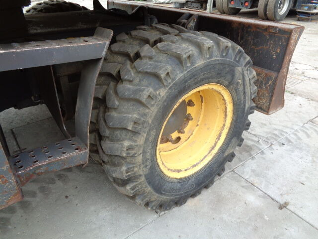 New Holland MH 4.6 - Wheel excavator: picture 5 New Holland MH 4.6 - Wheel excavator: picture 5