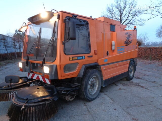 Schmidt Metro 500 4x2 - Road sweeper: picture 1 Schmidt Metro 500 4x2 - Road sweeper: picture 1