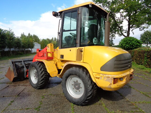 Wheel loader Volvo L30: picture 8