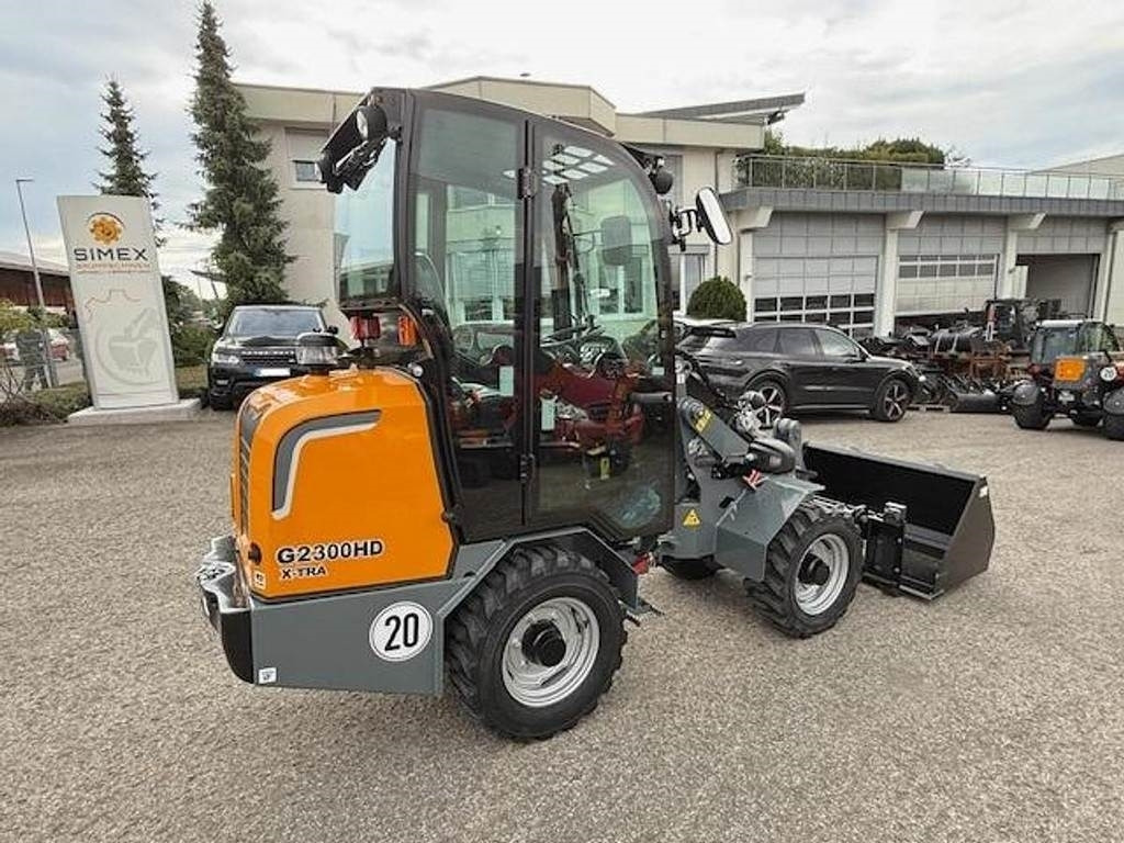 GiANT G2300 X-TRA HD  - Wheel loader: picture 3 GiANT G2300 X-TRA HD  - Wheel loader: picture 3