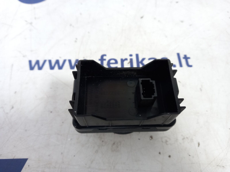 DAF Jungiklis - Dashboard for Truck: picture 2 DAF Jungiklis - Dashboard for Truck: picture 2