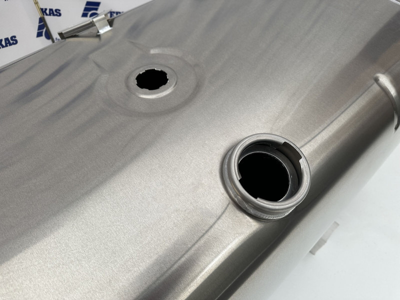 DAF - Fuel tank for Truck: picture 4 DAF - Fuel tank for Truck: picture 4