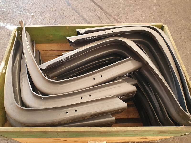 DAF original fuel tank brackets 620x675 - Fuel system for Truck: picture 3 DAF original fuel tank brackets 620x675 - Fuel system for Truck: picture 3