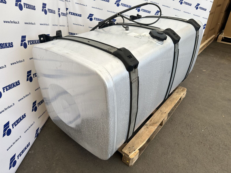 MAN 710L fuel tank - Fuel tank for Truck: picture 3 MAN 710L fuel tank - Fuel tank for Truck: picture 3